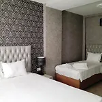 Hotel Serife Hanim Konagi *