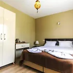 Serife Hanim Konagi * Istanbul